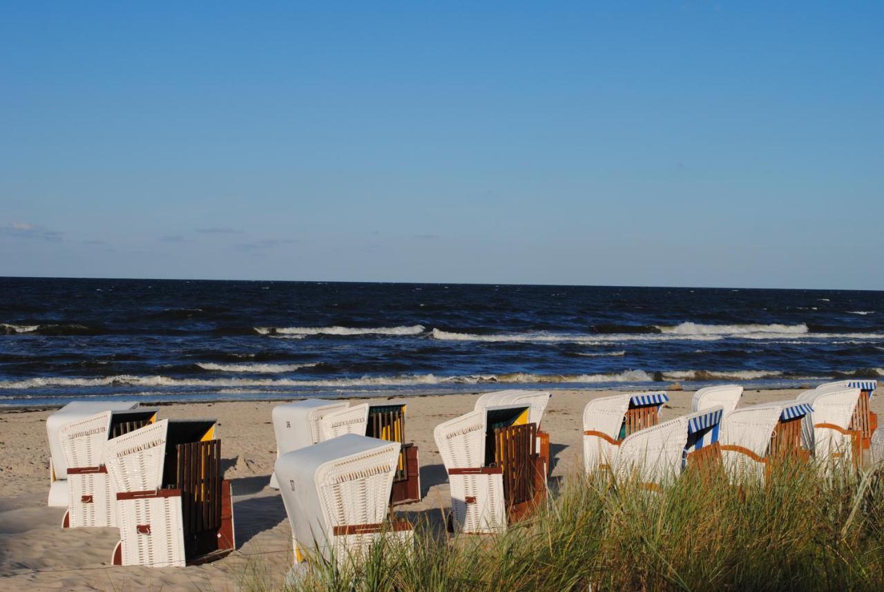 Strandvilla Gudrun Zur Meerseite Mit Balkon 宾茨 外观 照片